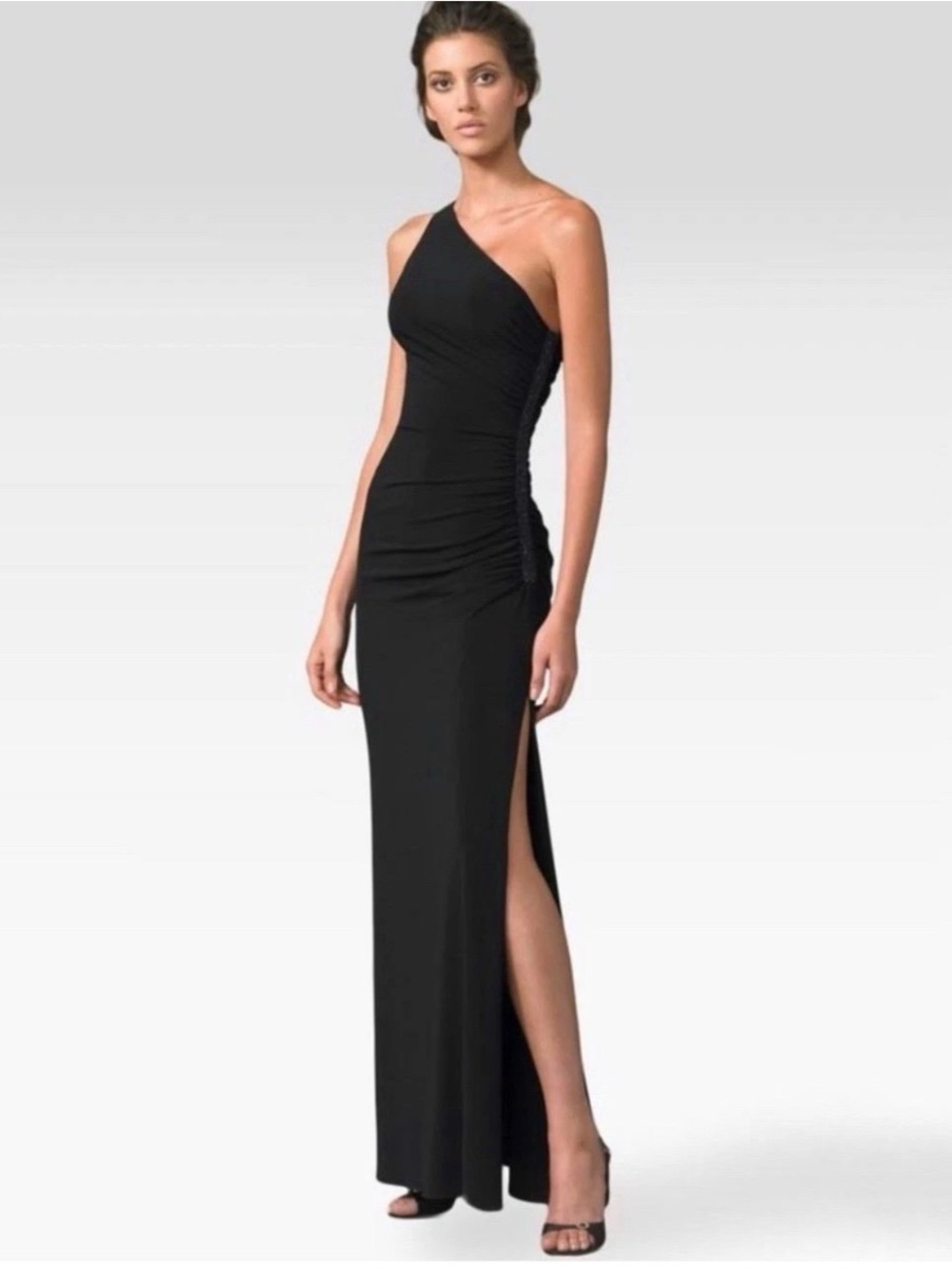 Laundry by Shelli Segal One-Shoulder Gown with Beaded Side Size 4 - Picture 2 of 15